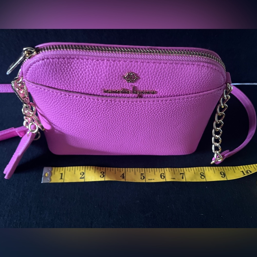 NWOT Nanette Lepore Pink Crossbody Bag with Gold Hardware and mirror keychain - Picture 8 of 9